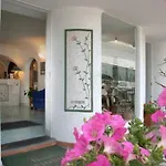 Le Fioriere Hotel 3*