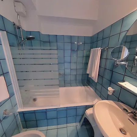 Le Fioriere Hotel 3*