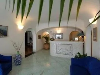Le Fioriere Hotel 3*